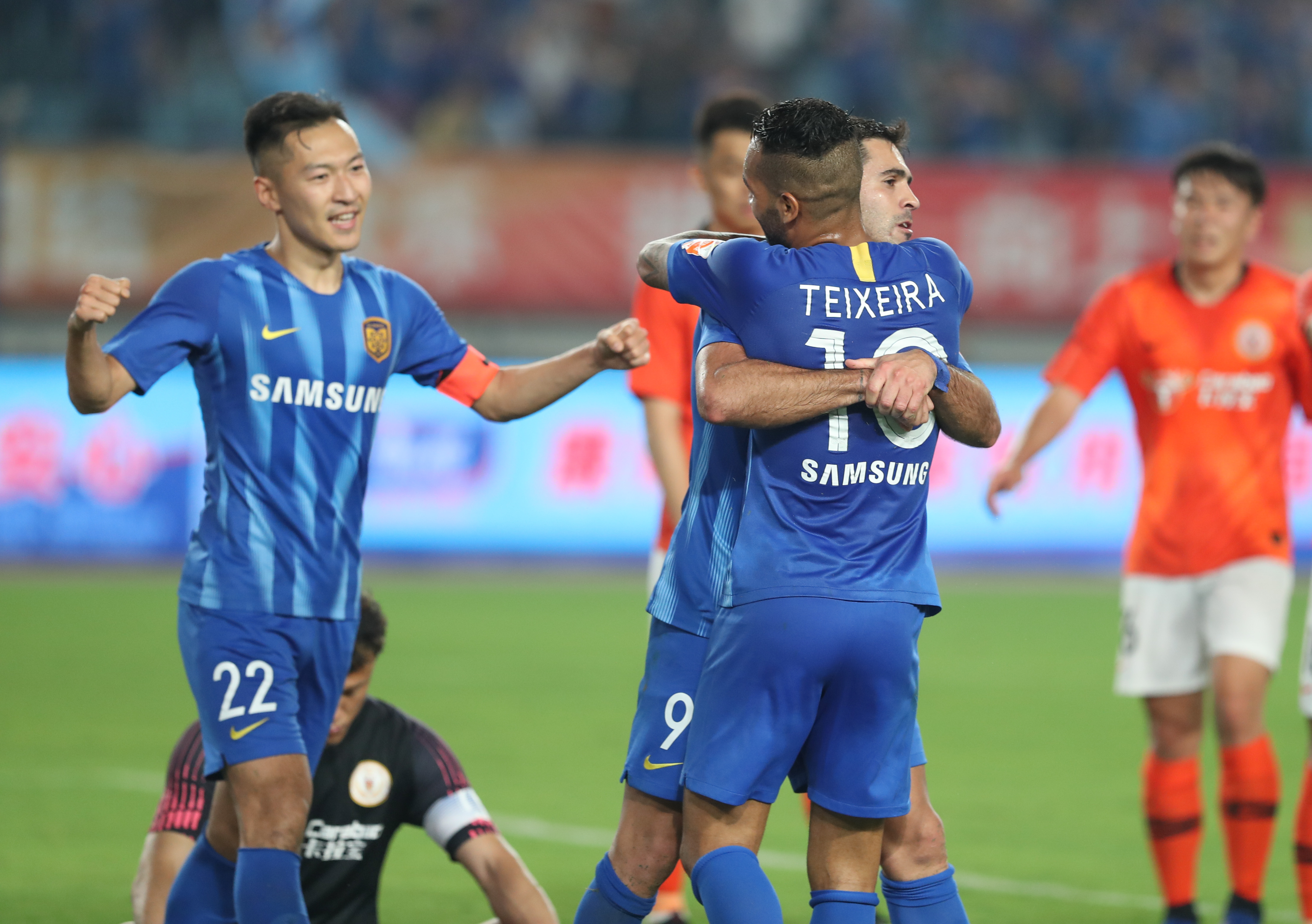 草根俱乐部 草根俱乐部